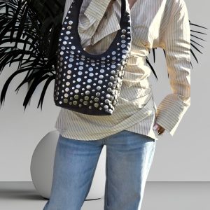 sac en cuir en clous